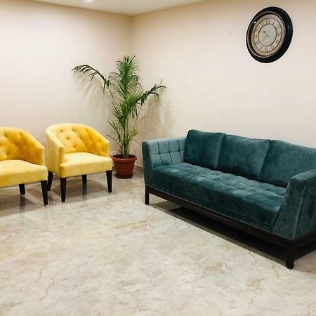 Hotel Ak Suites Patiala Bagian luar foto
