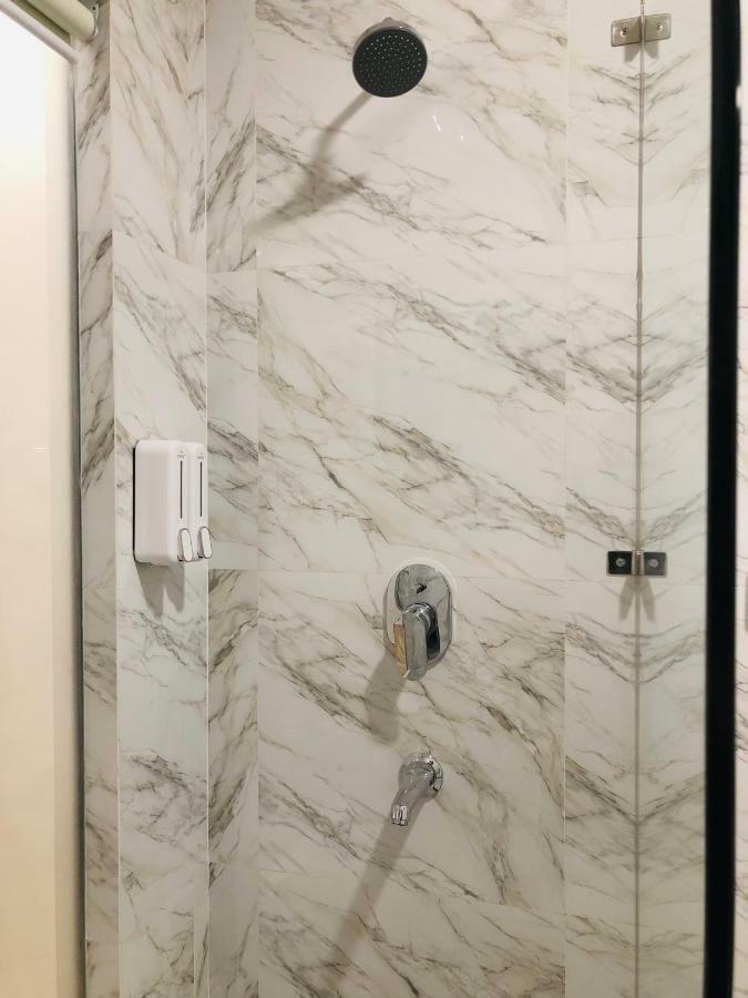 Hotel Ak Suites Patiala Bagian luar foto