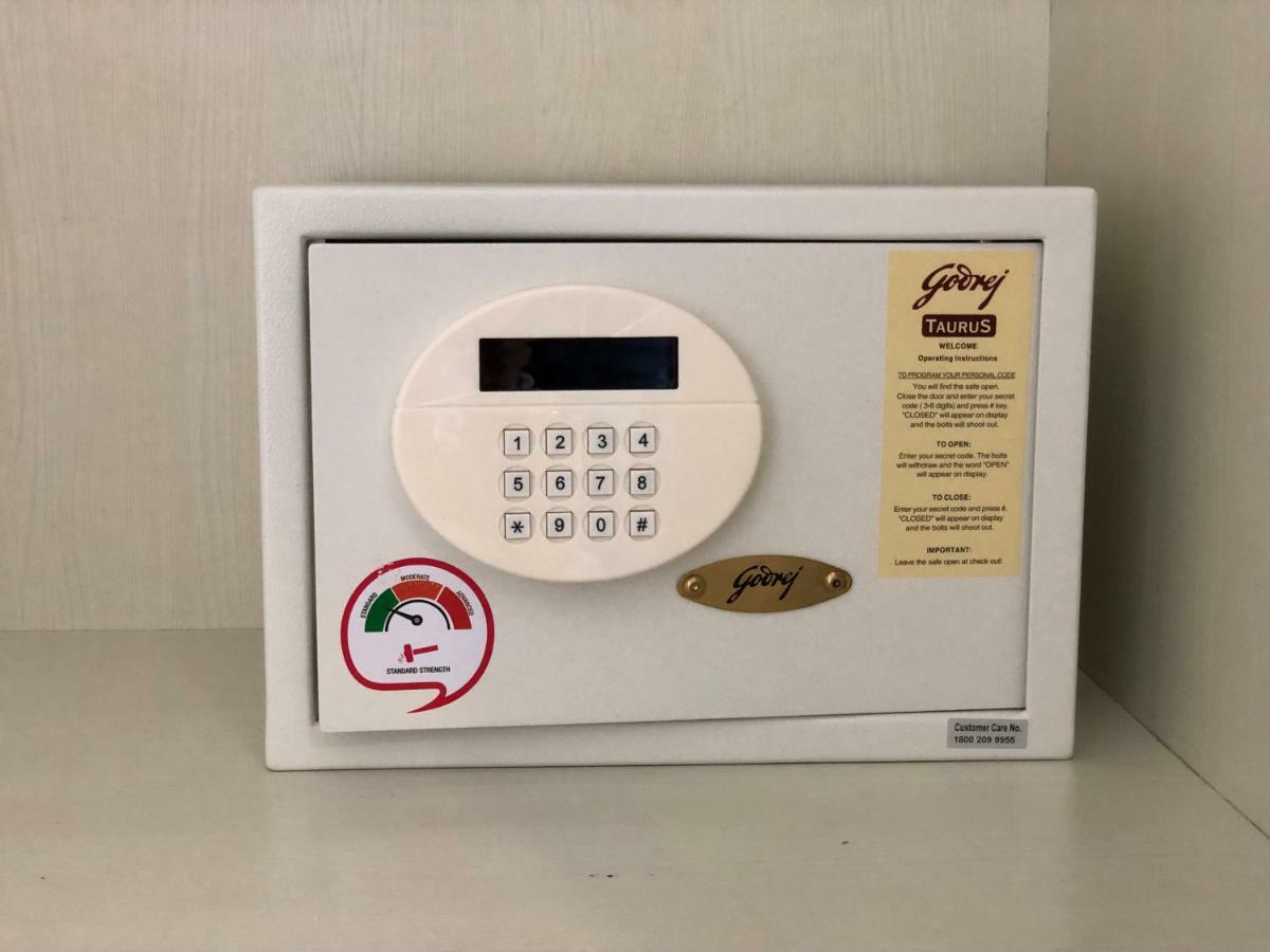 Hotel Ak Suites Patiala Bagian luar foto