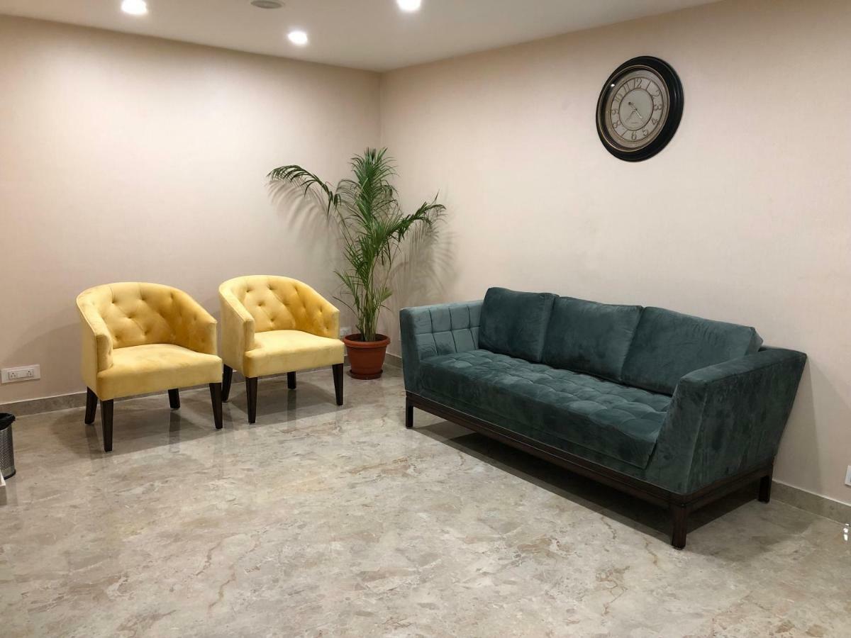 Hotel Ak Suites Patiala Bagian luar foto